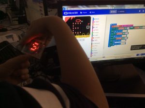Micro:bit compass south